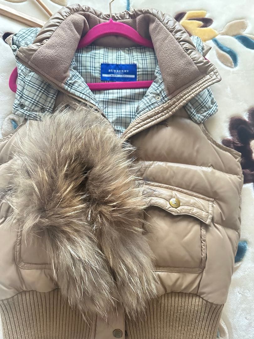 美品 バーバリーブルーレーベル ダウン ベスト