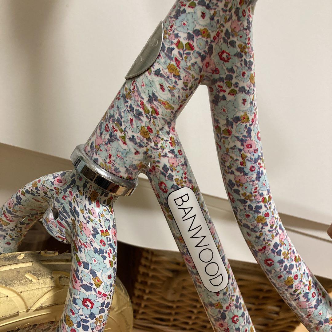 日本未発売　BANWOODxLIBERTY LONDON