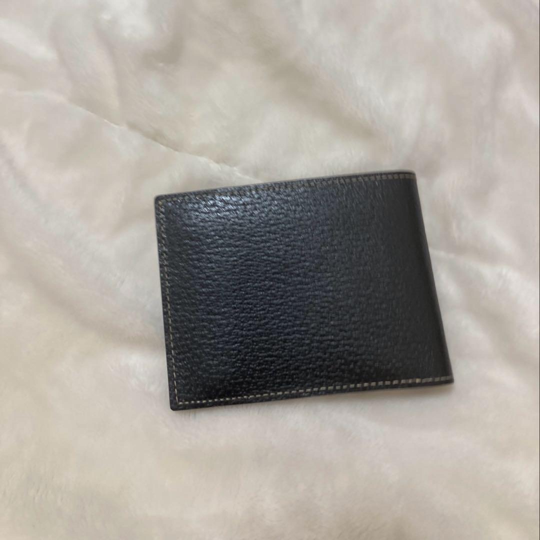 【週末限定！】BURBERRY ブラックレザー二つ折り財布