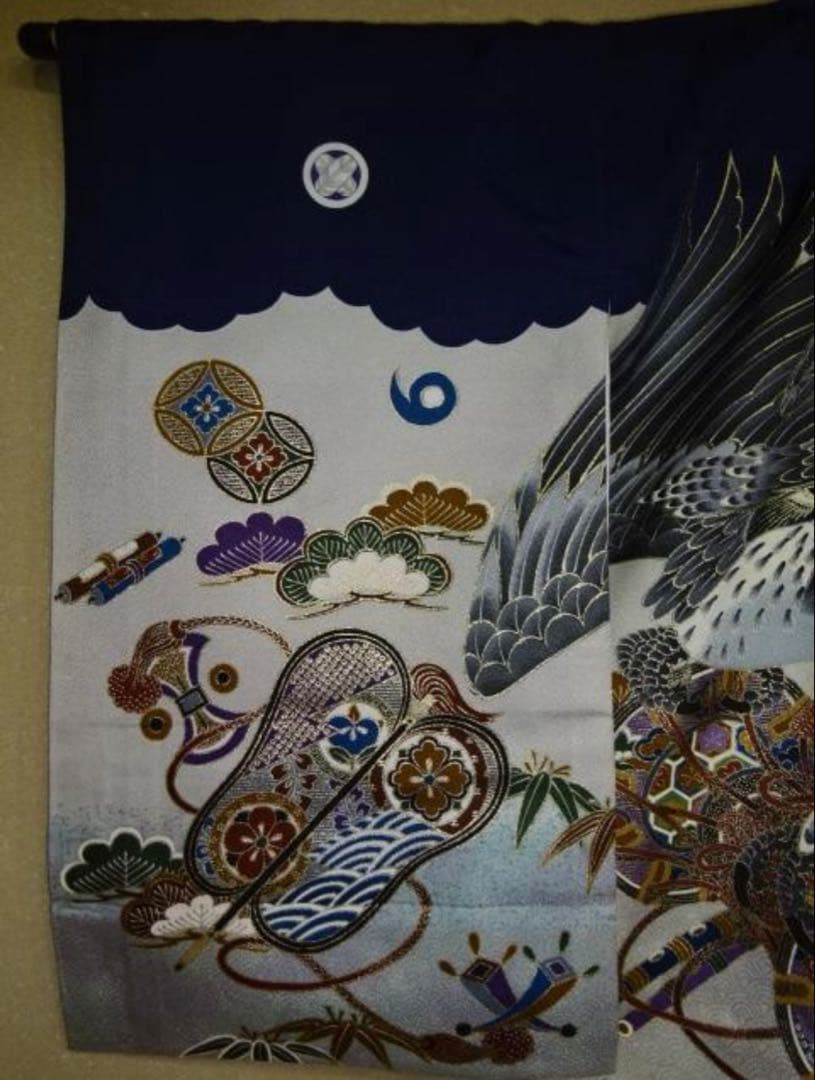 お宮参りセット　男児産着・長襦袢・帽子・よだれかけ付き　紋付　紺色金彩加工