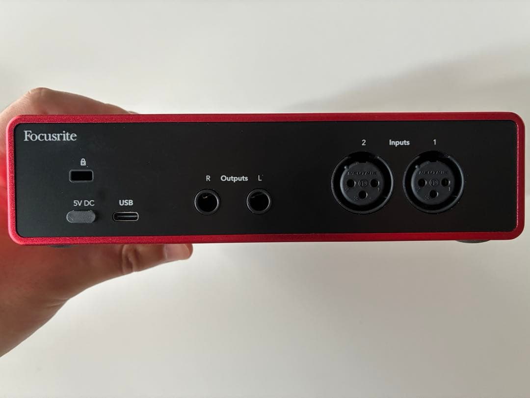 Scarlett 2i2 4Gen オーディオインターフェイス