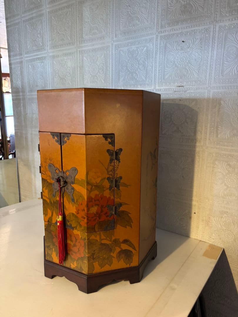 李朝家具　八角形　帽子入れ　収納箱