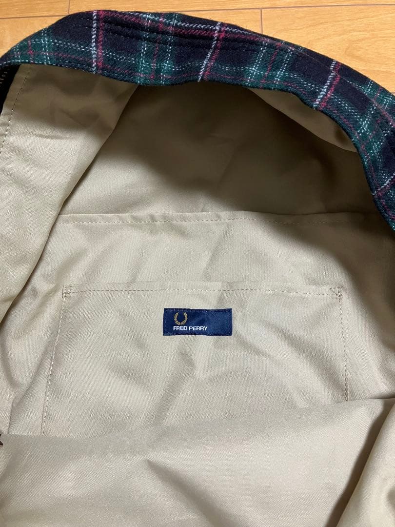 【お値下げ】フレッドペリー　ハウスタータンウール素材×レザー製リュック新品