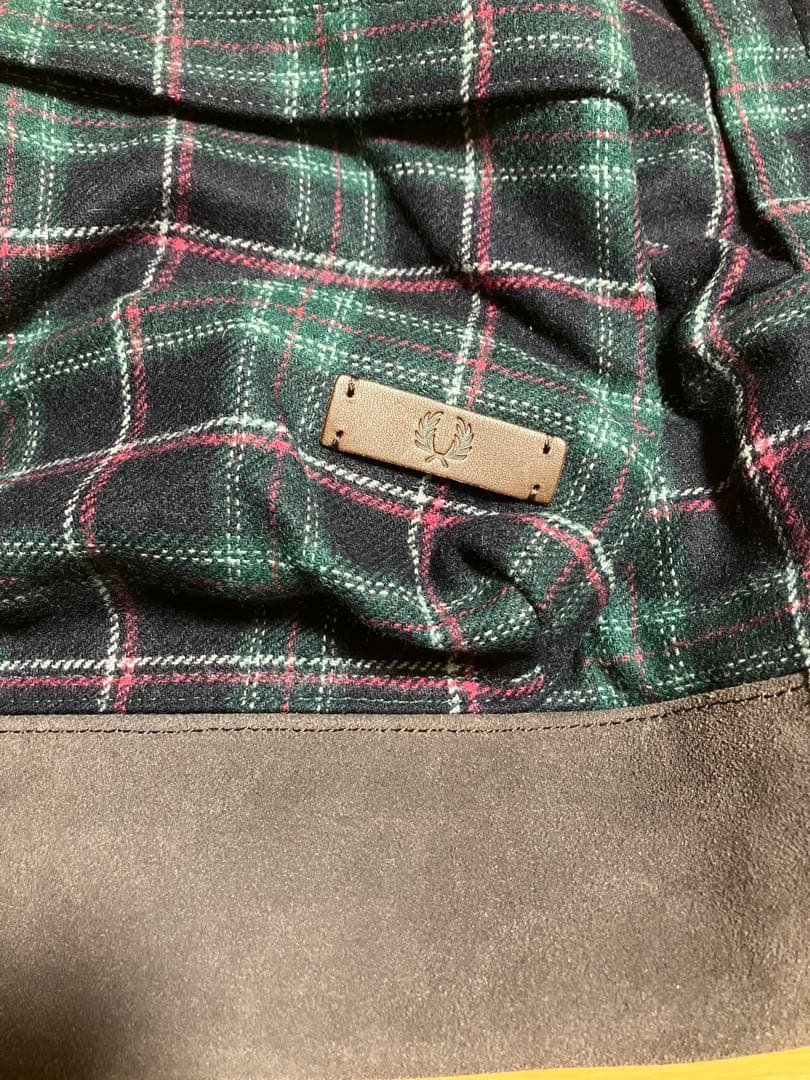 【お値下げ】フレッドペリー　ハウスタータンウール素材×レザー製リュック新品