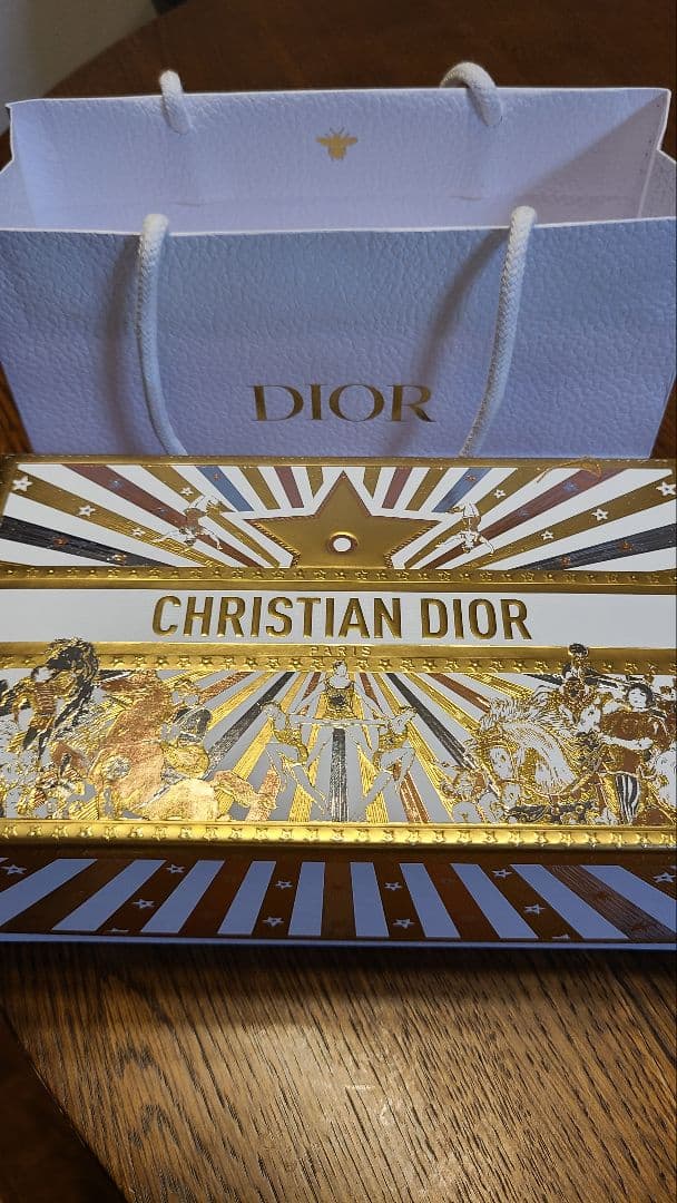 2025ディオールホリデーオファー(限定品)