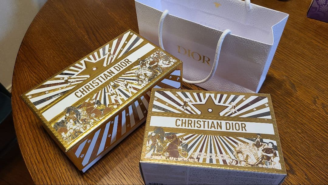 2025ディオールホリデーオファー(限定品)