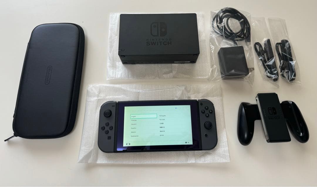 Nintendo Switch 本体 充実の付属品付き