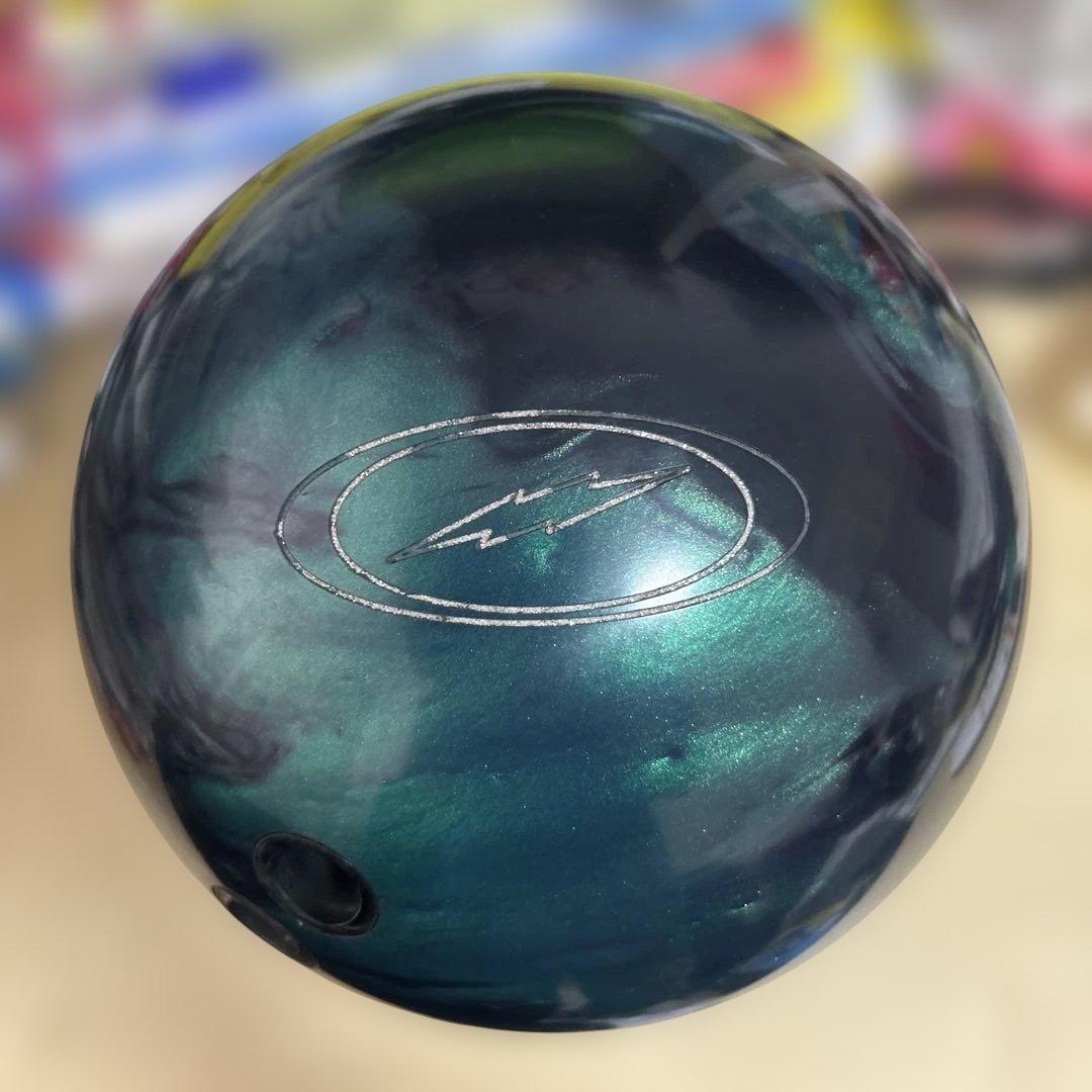 !QツアーAI ストーム　ボウリングボール