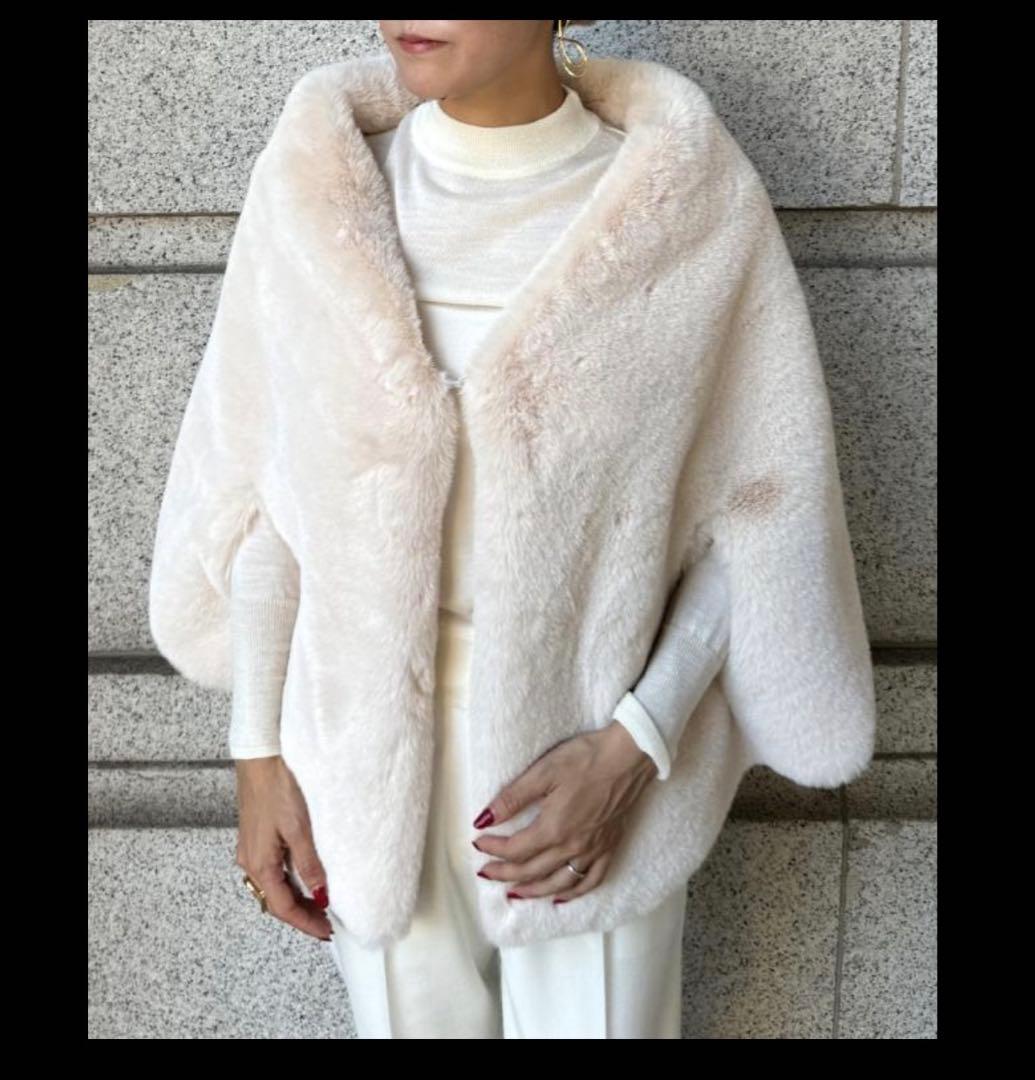 jenne リッチボリュームファーケープ　アイボリー