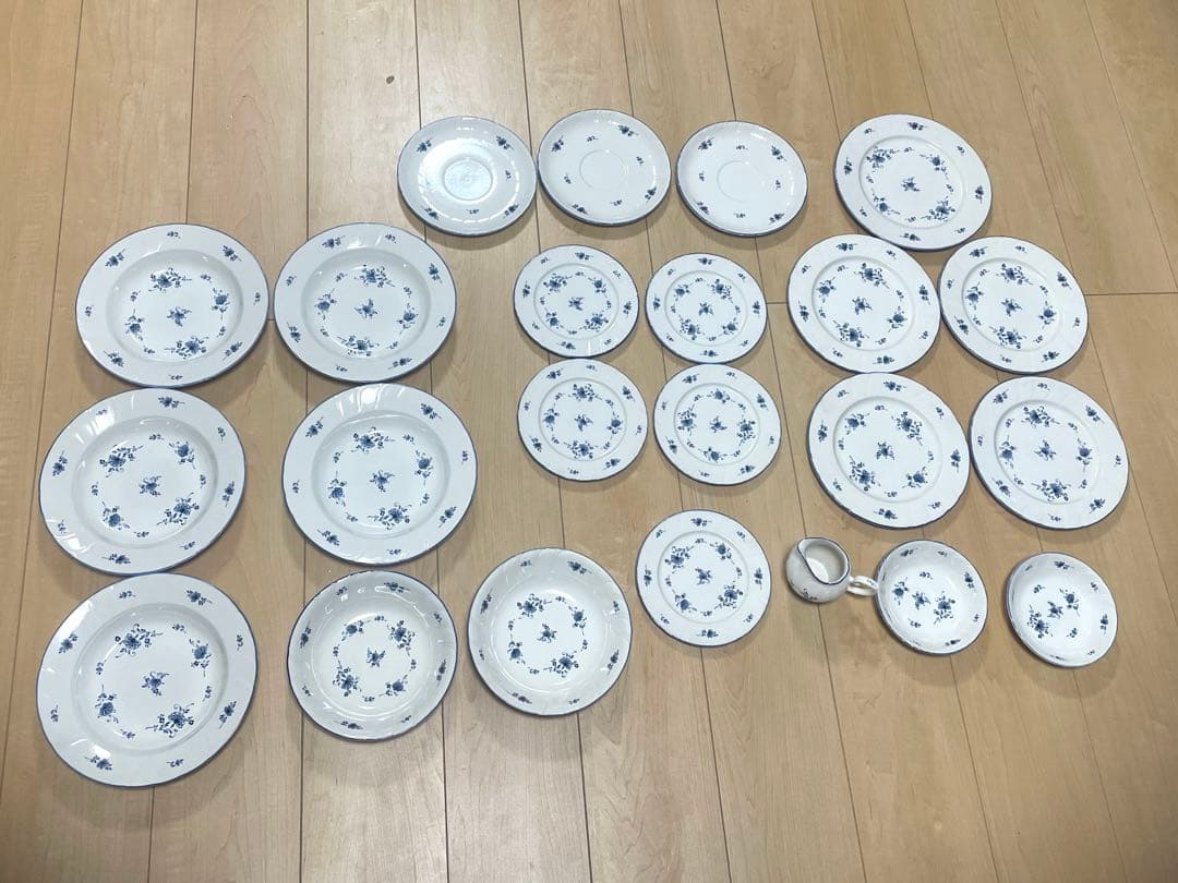 美品ノリタケ　青い花柄の皿 23枚まとめて売り1-3