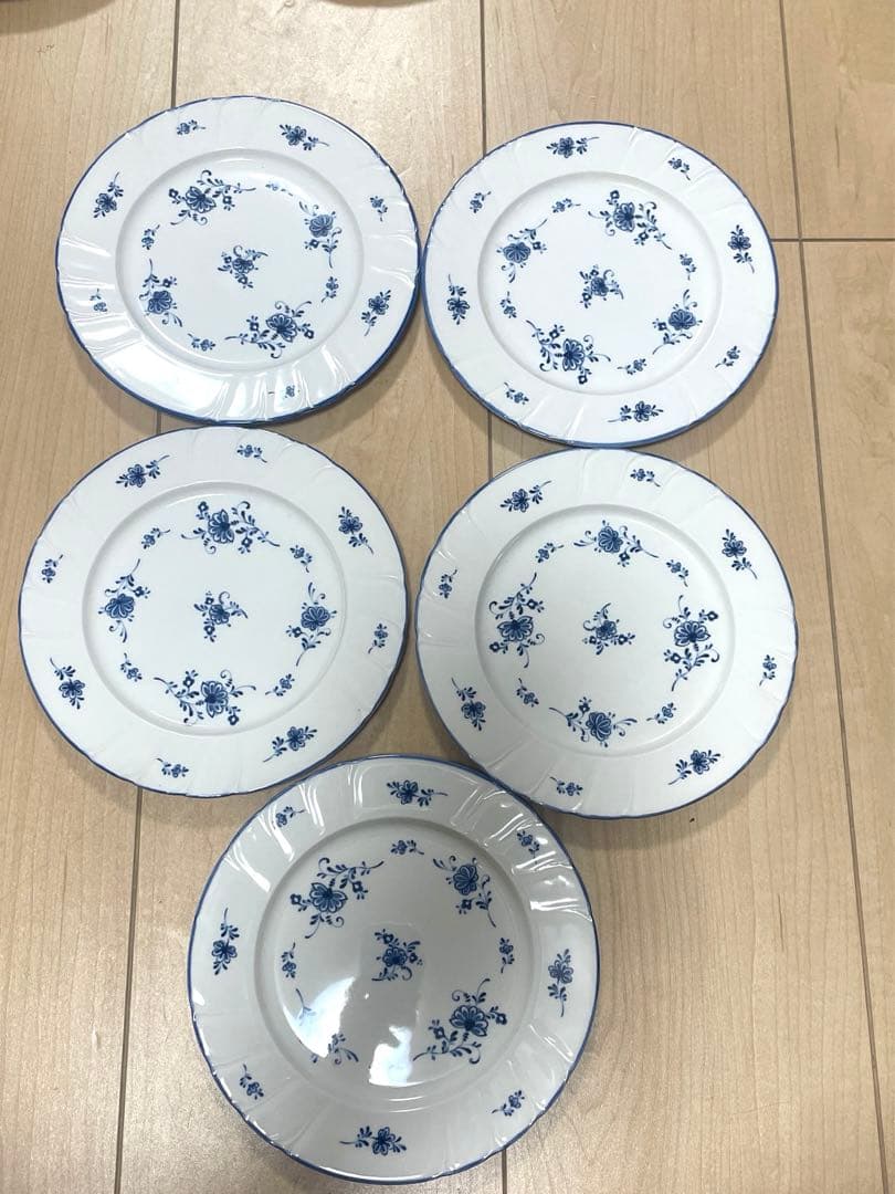 美品ノリタケ　青い花柄の皿 23枚まとめて売り1-3