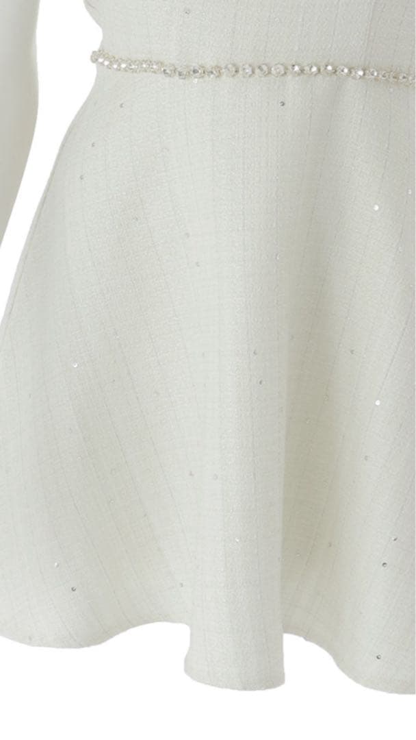 Jewelsオフショルダー ビジュー付き ホワイトドレス