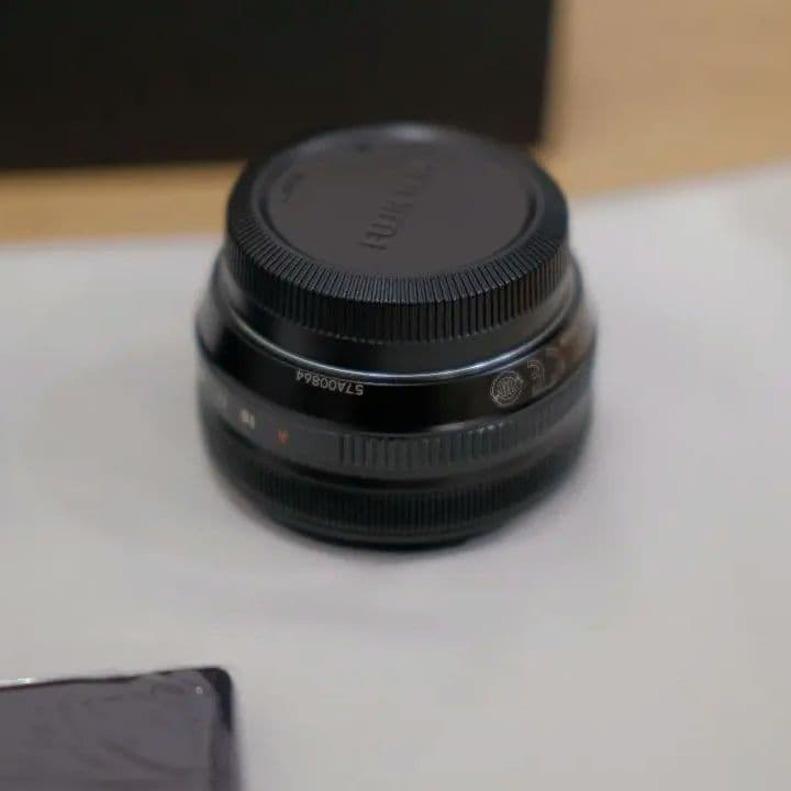 FUJINON XF 18mm F2 R レンズ