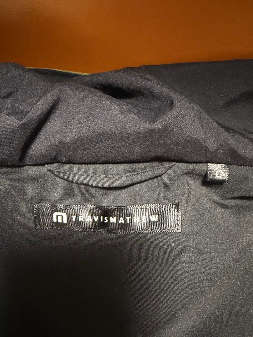 K*U様 新春割引！トラビスマシュー　インサレーション　アウター　Lサイズ中古品