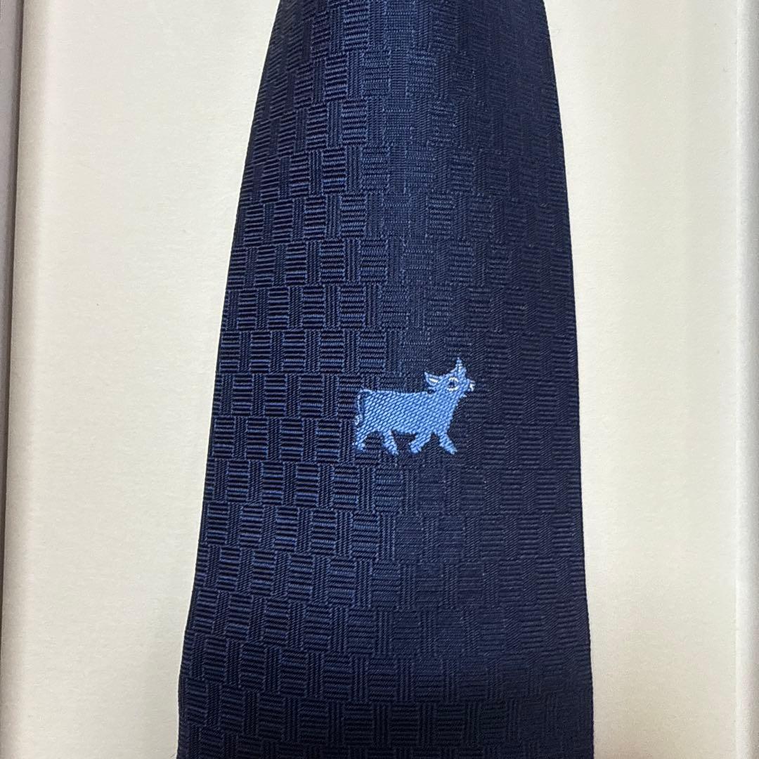 極美品　エルメス　ネクタイ　紺　H柄H織ファソネ　牛柄　シルクジャガード