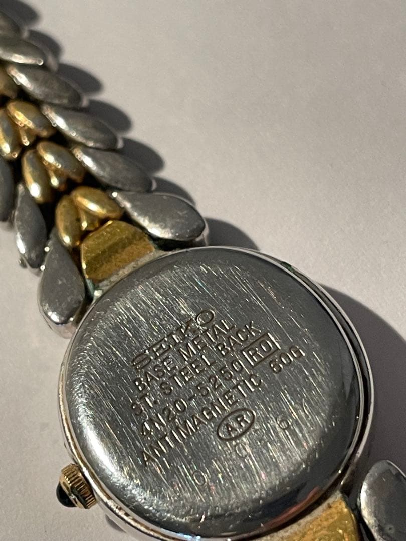 SEIKO エクセリーヌ　腕時計　コンビ　シェル盤　1Pダイヤ　ダイヤベルト