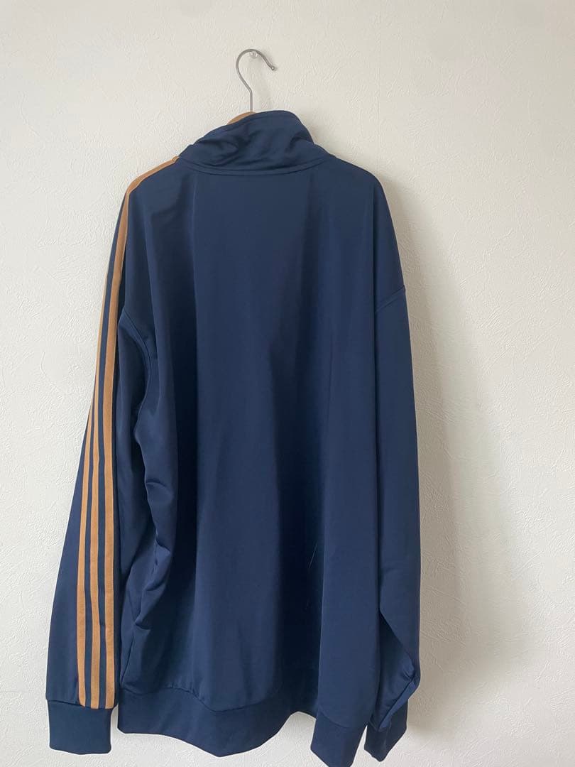 adidasトラックジャケット ジェンダーニュートラル Night Indigo