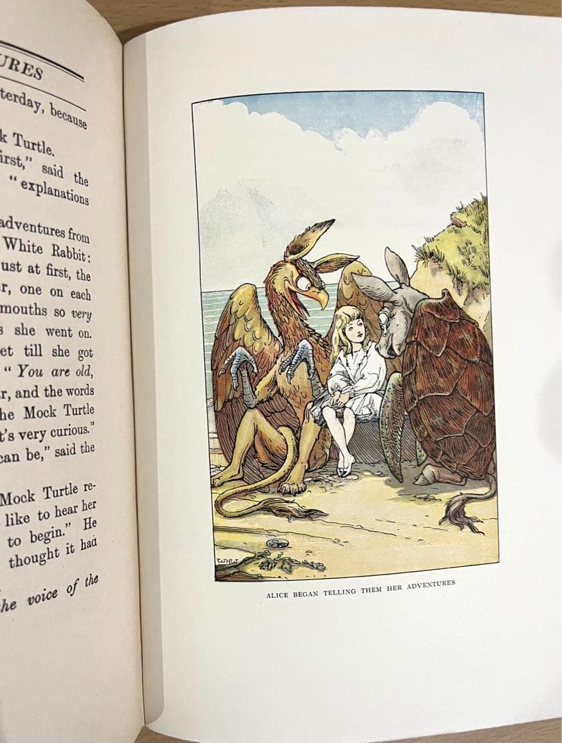 No.232 古書 洋書 アンティーク 不思議の国のアリス