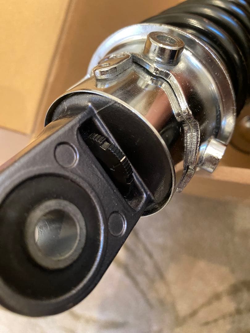 Kawasaki zephyr ゼファー400純正リアサスペンション