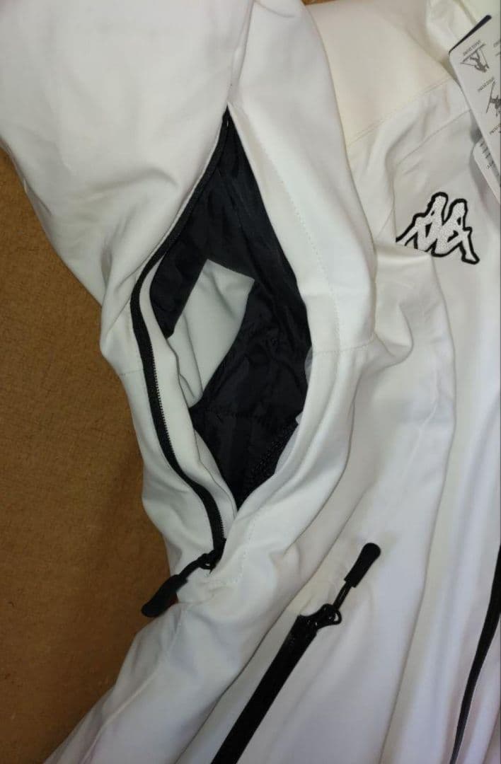 新品タグ付き 未使用保管品 Kappa カッパ ジャケット