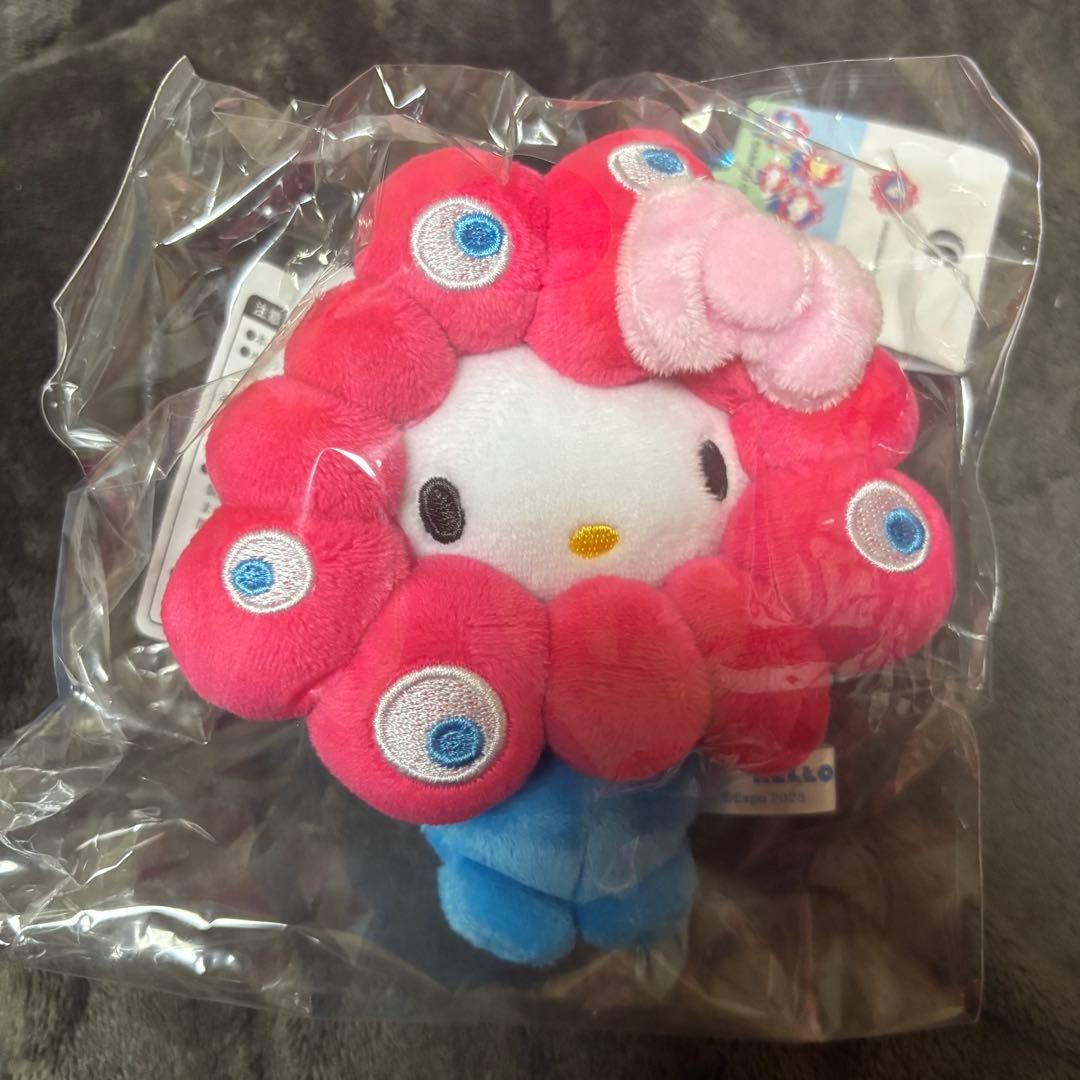 ハローキティ ミャクミャク　カラビナ付ぬいぐるみ　キーホルダー　万博