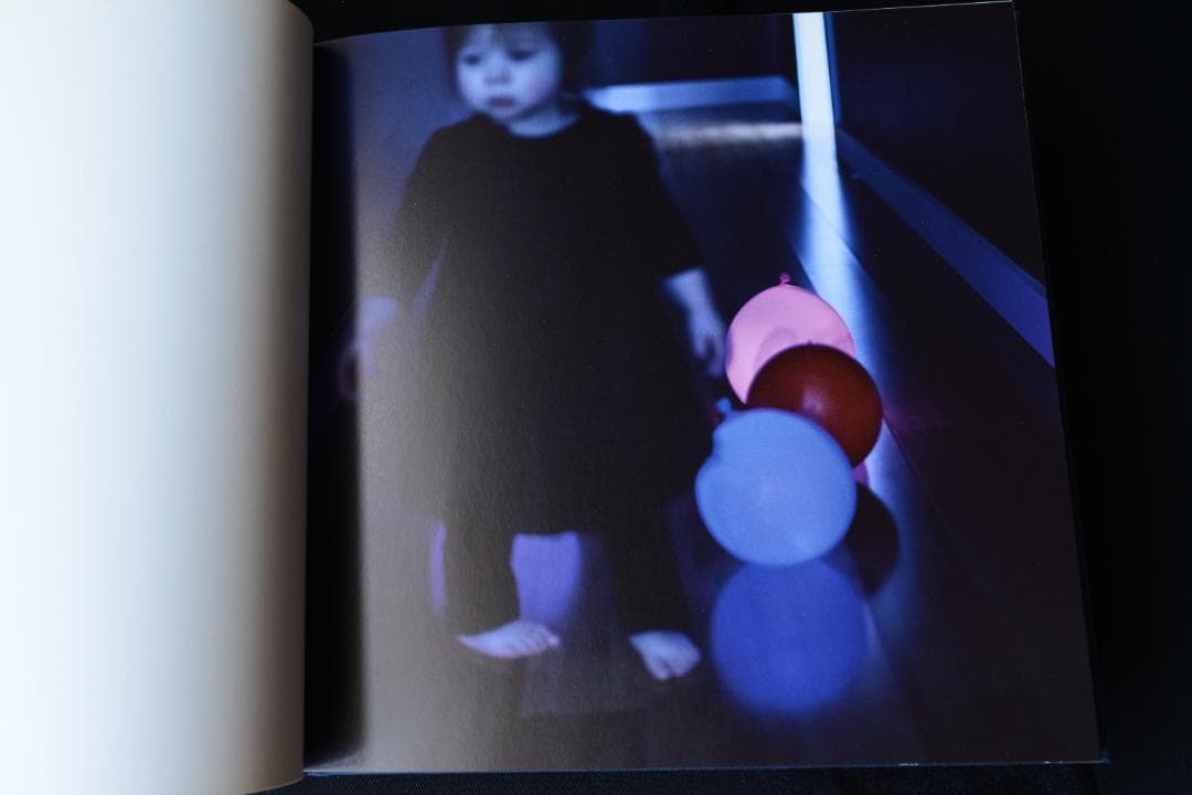 【 Cig Harvey ：Gardening at Night】新品・美本