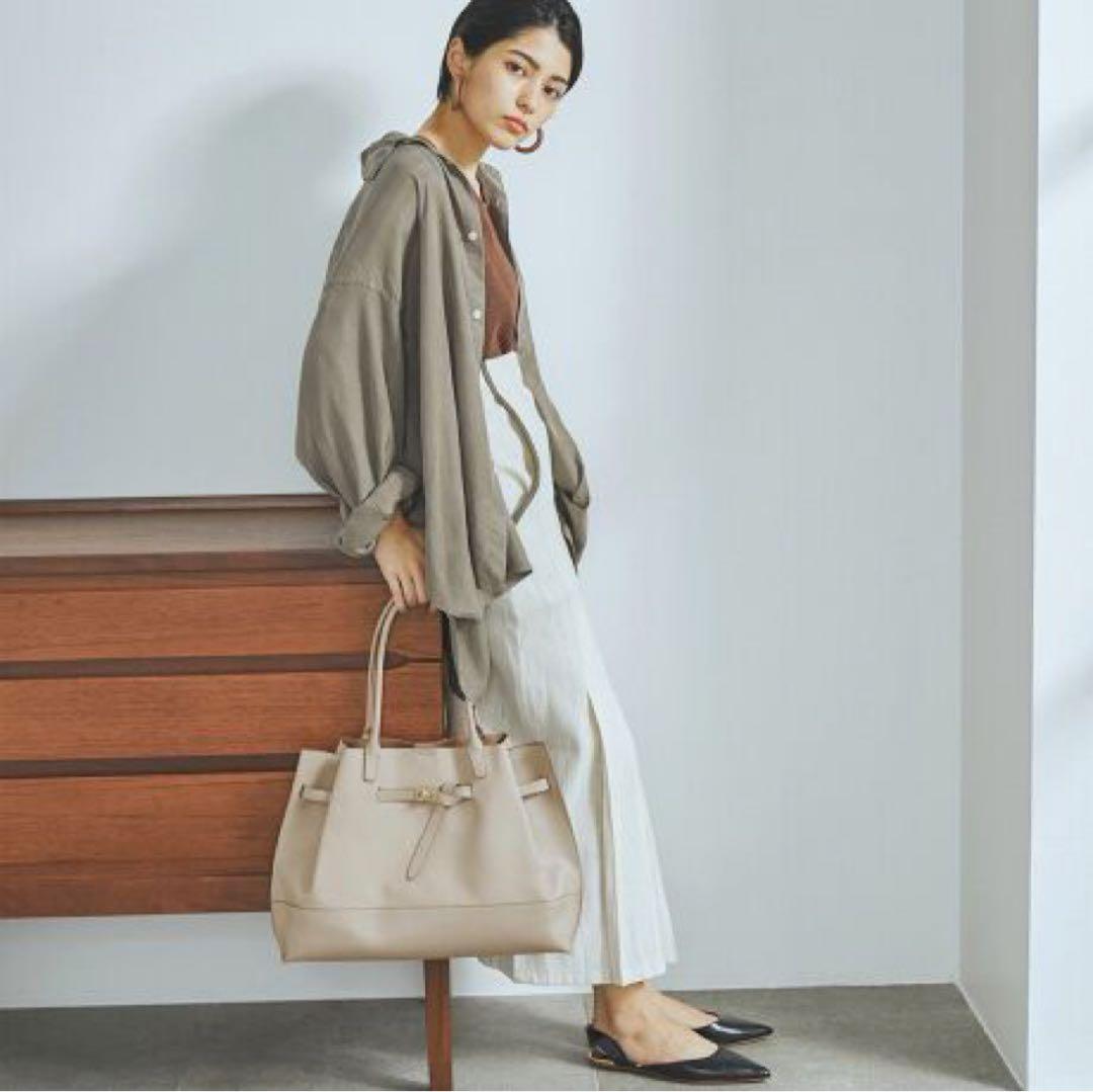 新品未使用　トプカピ　シュリンク　レザー　トートバッグ　A4