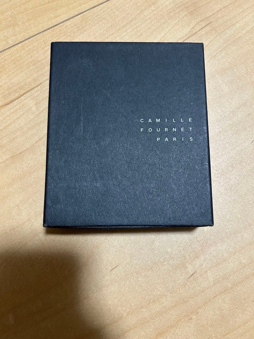 カミーユフォルネ　二つ折り財布