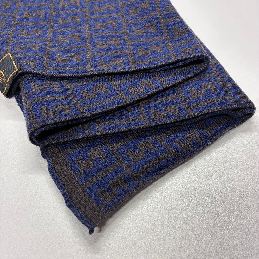 FENDI ズッカ柄 マフラー