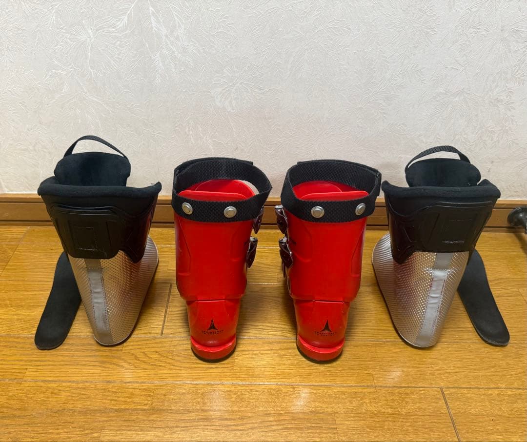 ATOMIC REDSTER ジュニア　スキー用ブーツ　レディース