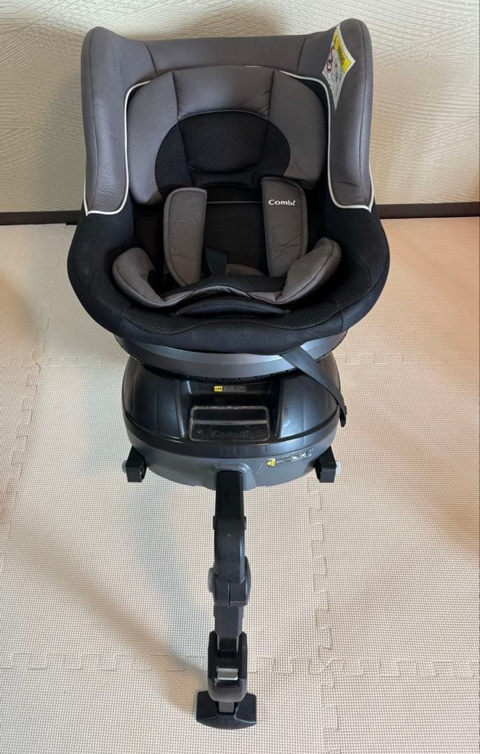 Combi 回転式チャイルドシート グレー　CG-CIG