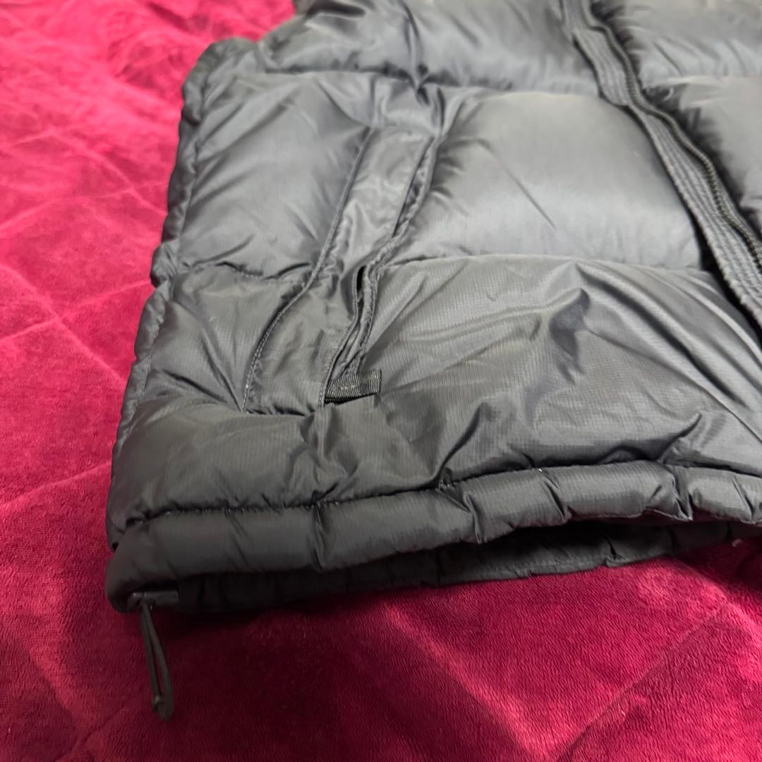 ヒ*ヌ様 THE NORTH FACE ブラックダウンベスト