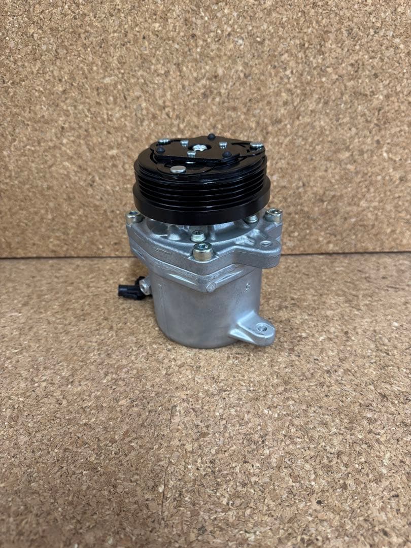 MK21Sパレット リビルトACコンプレッサー 未使用 長期保管 ML21S