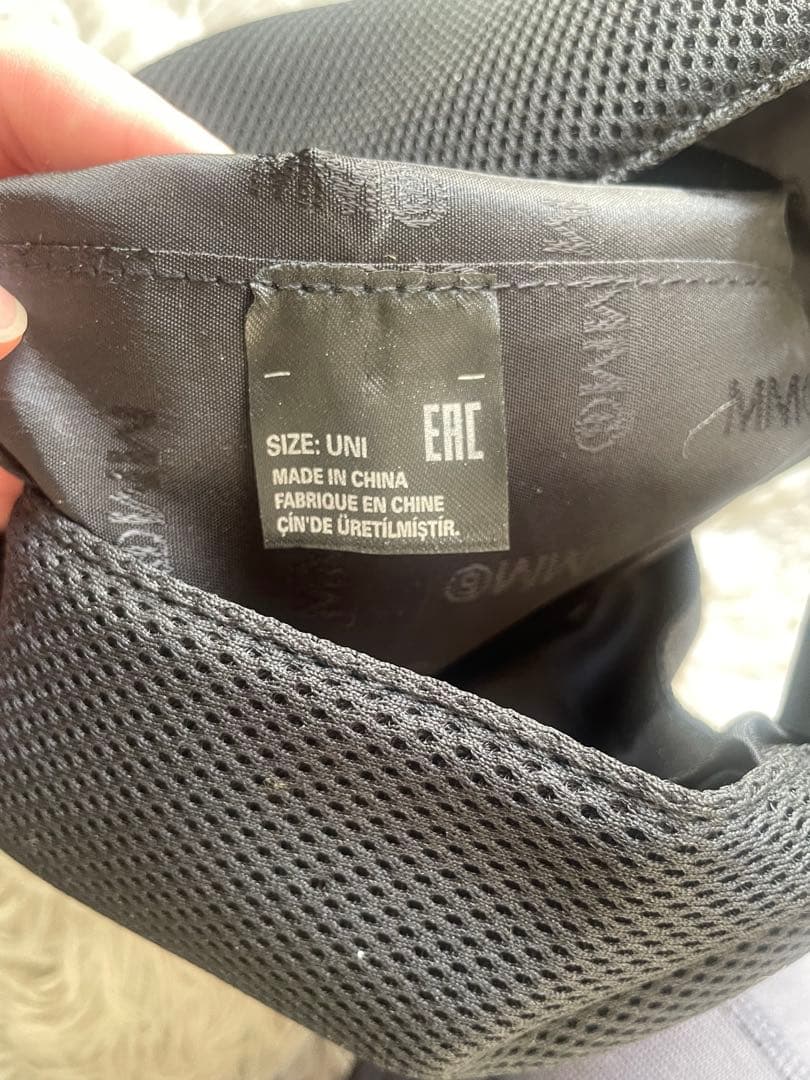 MM6 MAISON MARGIELA ブラック　スモール　トライアングルトート