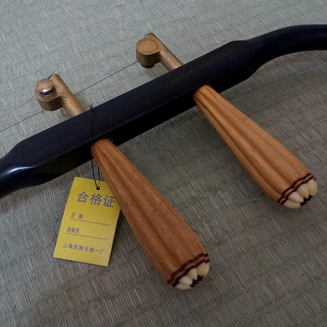 二胡 蛇皮 民族楽器 敦煌牌 上海 弓 ケース付き 弦楽器　六角筒