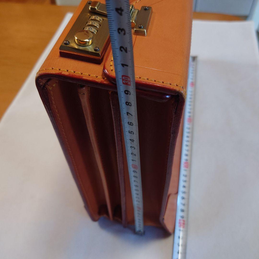 FIVEWOODSオレンジ レザービジネスバッグ（保管袋付き：PRADA）