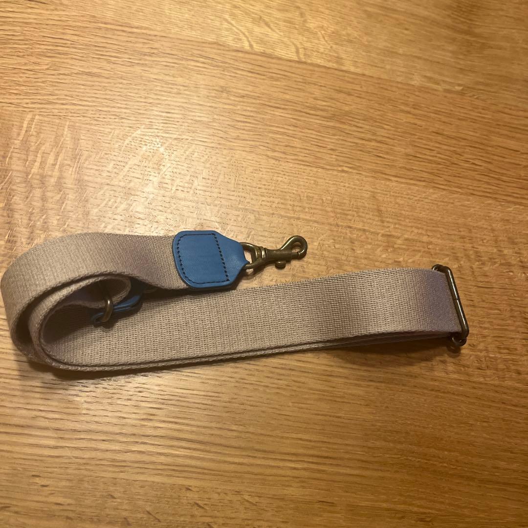 『新品』カーキ　ベージュ トートバッグ レガロ　現行品　A4 ショルダー