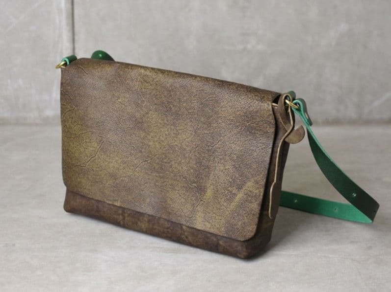 【未使用品】Organ HERZ ショルダーバッグG-37 限定革ハバナ