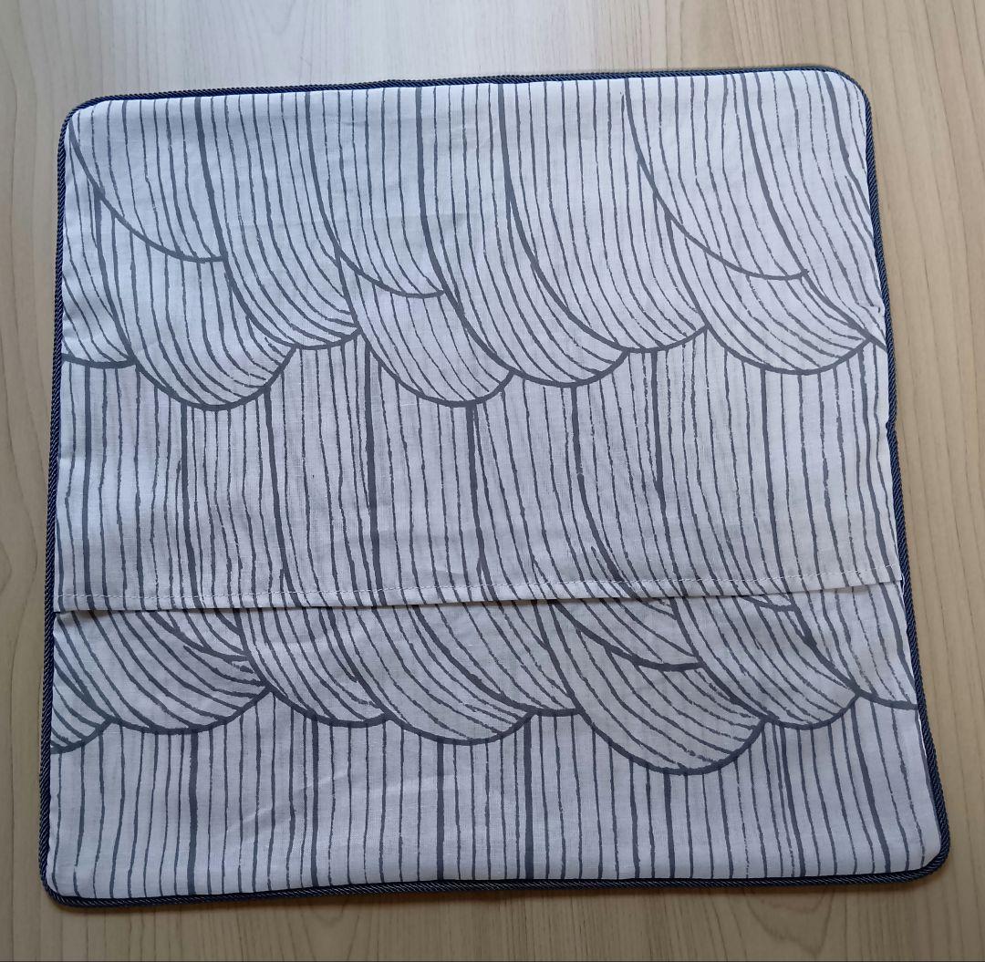 satisatisatix★ページ♪両面ロゴ入♪パイピングクッションカバー