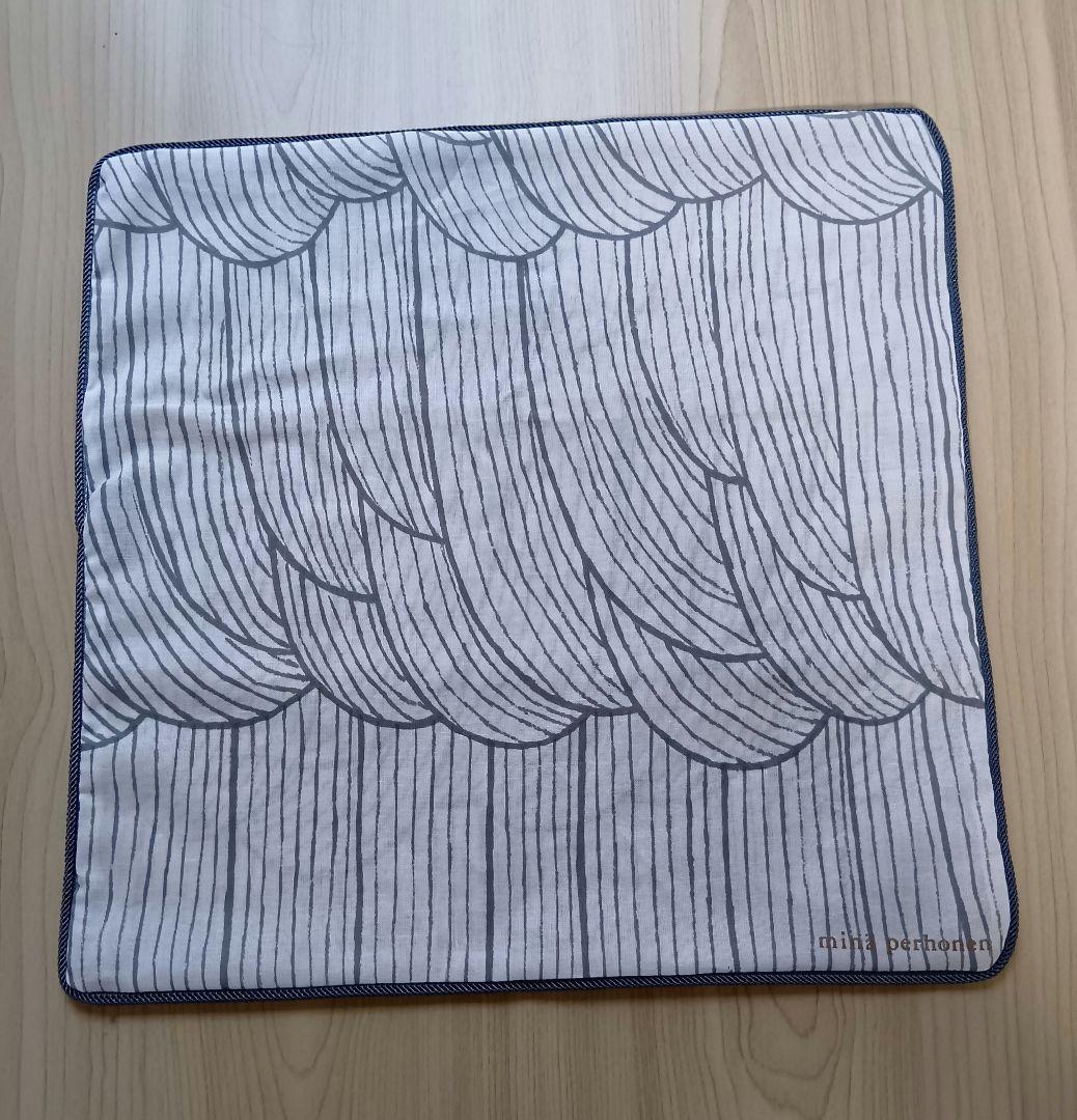 satisatisatix★ページ♪両面ロゴ入♪パイピングクッションカバー