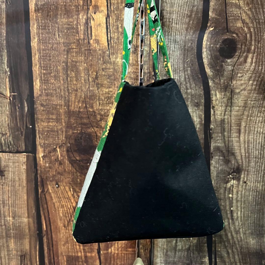 キラキラ⭐️⭐️エプロン✖️2 苺のぷっくりポーチ✖️3