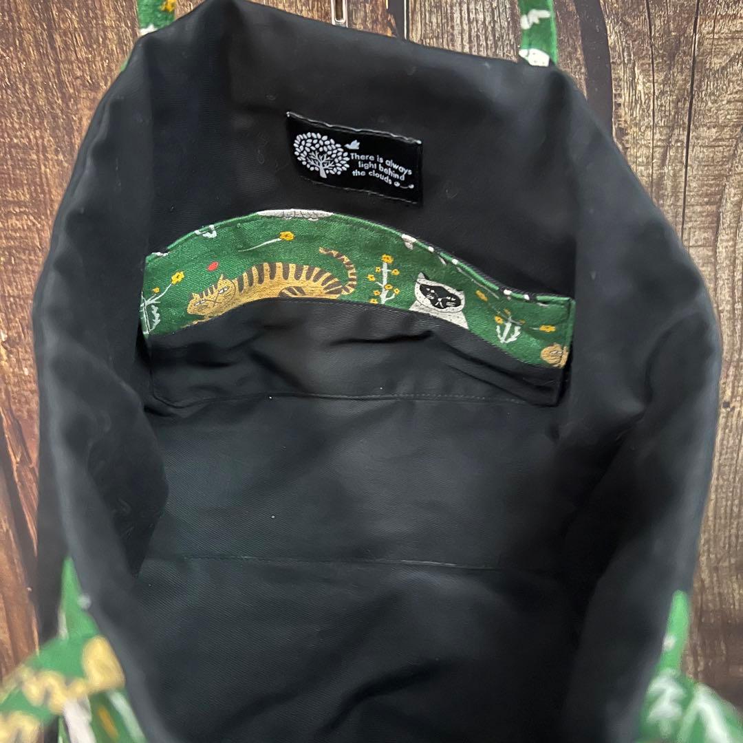 キラキラ⭐️⭐️エプロン✖️2 苺のぷっくりポーチ✖️3