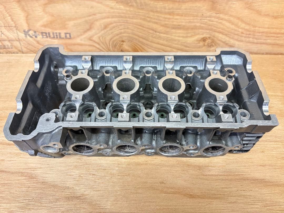 (7) バリオス 1型 シリンダーヘッド