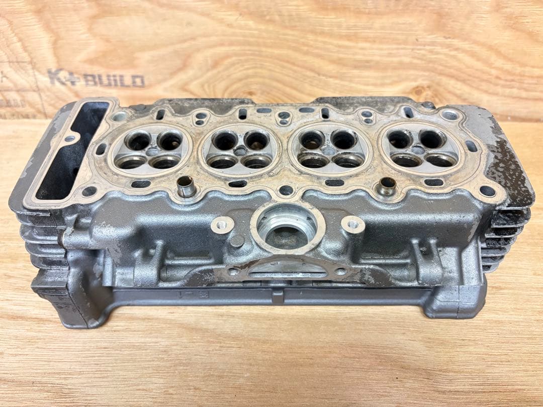 (7) バリオス 1型 シリンダーヘッド