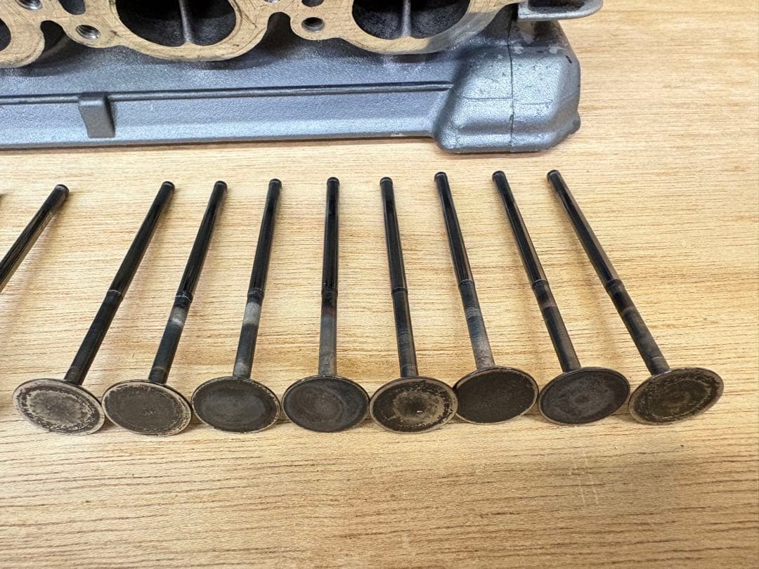 (7) バリオス 1型 シリンダーヘッド