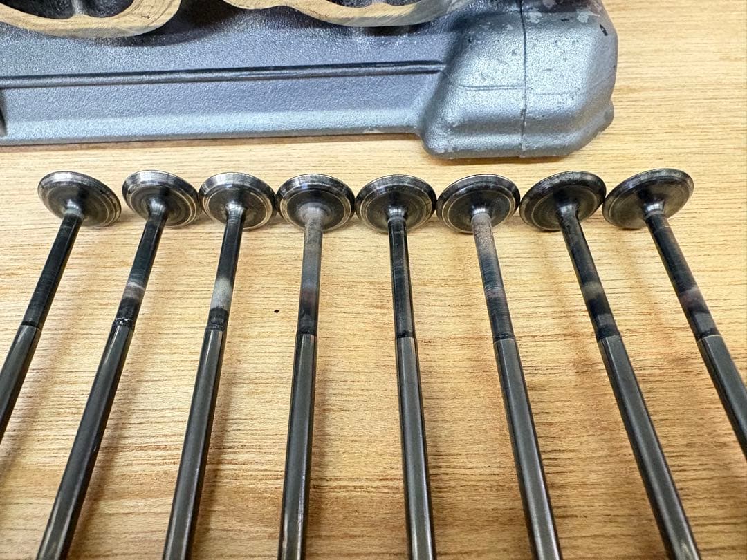 (7) バリオス 1型 シリンダーヘッド