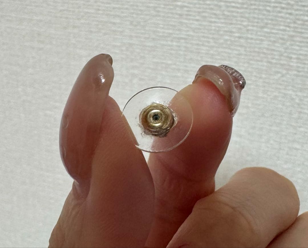 アキラ　正規品シャネル　ココマーク　ピアス　ホワイト　キラキラ