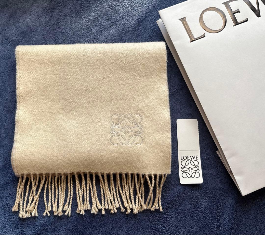 LOEWEロエベ・リバーシブルマフラー・ベージュ×アイボリー男女兼用