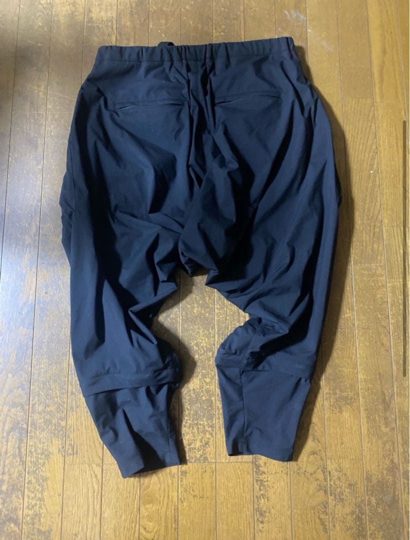 ACRONYM p30-eブラック サルエルパンツ