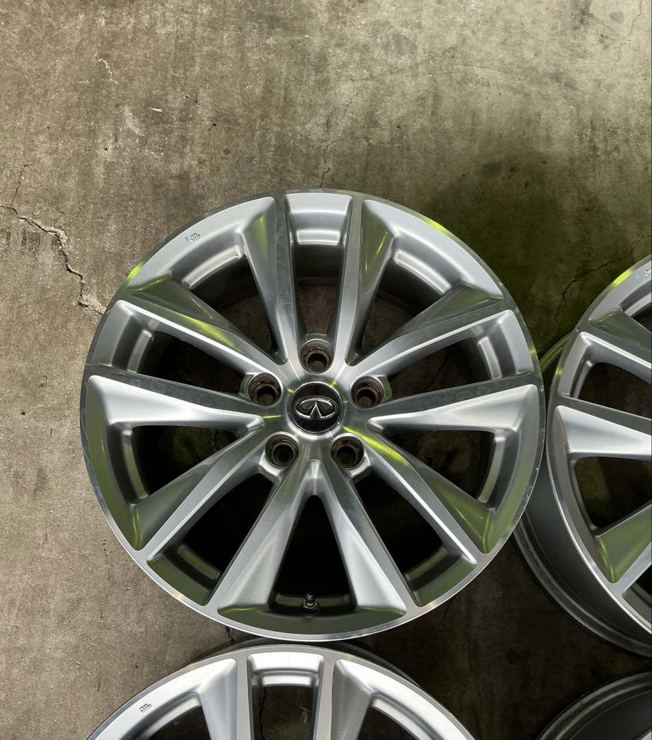 V37 スカイライン純正 17インチ センサーバルブ付き